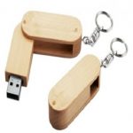USB 8GB TARJETA PLATEADA C/ESTUCHE CUERINA