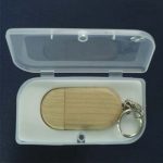 USB 8GB TARJETA PLATEADA C/ESTUCHE CUERINA FULL COLOR