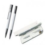 USB 8GB CLIP (PLASTICO)