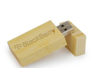 usb madera ancha bambu con tapa
