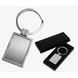 llavero metalico cuadrado a rayas con estuche negro