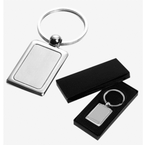 llavero metalico rectangular con estuche negro