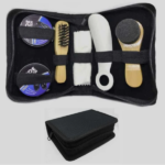 kit de limpieza de calzado en material de lona con cierre en allpublicidad