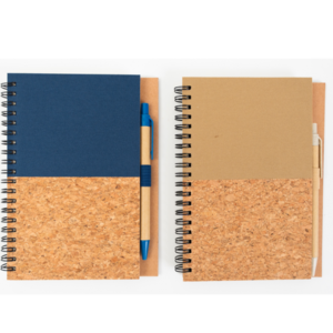 libreta anillada de corcho con lapicero en allpublicidad