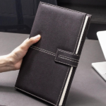 libreta de cuerina con cierre magnetico y porta lapicero en allpublicidad